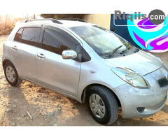 gaadhi iiba Toyoto Vitz hargeisa car for for sale - Image 2