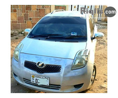 gaadhi iiba Toyoto Vitz hargeisa car for for sale - Image 3