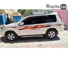 gaadhi iiba Nissan Xtrial hargeisa car for sale - Image 1