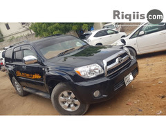 gaadhi iiba Toyota Surf Mogadishu car for sale - Image 1