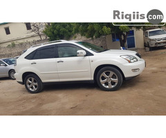 gaadhi iiba Toyota harrier Mogadishu for sale - Image 1