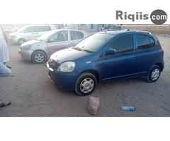 gaadhi iiba Toyota Vitz - Image 1