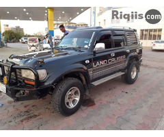 gaadhi iiba Toyota Land cruiser - Image 2