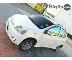 gaadhi iiba Toyota Vitz - Image 2