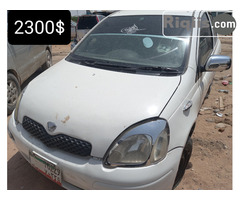 Vitz model 2003 - Image 1