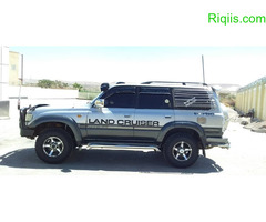 gaadhi iiba Toyota  landcruiser speed car for sale - Image 3