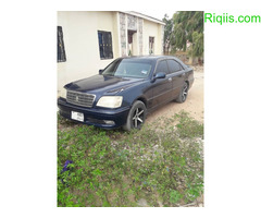 gaadhi iiba Toyota crown car for sale - Image 1