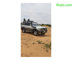 gaadhi iiba Toyota land Cruiser car for sale - Image 1