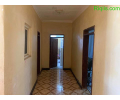 GURI IIBA  Waa ila 600 oo kare Houses for Sale - Image 3