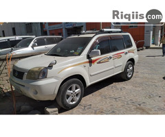 gaadhi iiba Nissan Xtrial hargeisa car for sale - Image 3