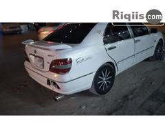 gaadhi iiba Toyota Brevis iiba hargeisa car for sale - Image 3