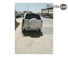 gaadhi iiba Suzuki Escudo hargeisa car for sale - Image 3