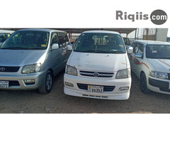 gaadhi iiba Toyota Noha Hargeisa car for sale - Image 3