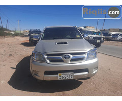 gaadhi iiba Toyota Hulix hargeisa car for sale - Image 3