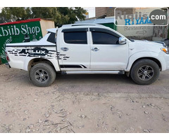 gaadhi iiba Toyota Hulix hargeisa car for sale - Image 2