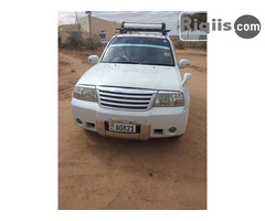 gaadhi iiba suzuki escudo Hargeisa car for sale - Image 1