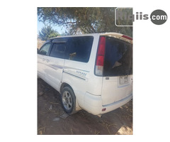 gaadhi iiba Toyota Noha Hargeisa car for sale - Image 2