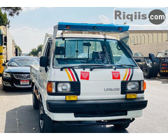 gaadhi iiba Tunis 4wheal berbera car for sale - Image 1