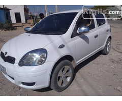 gaadhi iiba toyota vitiz hargeisa car for sale - Image 2