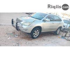 gaadhi iiba Toyota harrier hargeisa car for sale - Image 3