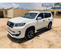 gaadhi iiba TAYOTA PRADO V8 hargeisa car for sale - Image 3