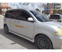 gaadhi iiba Toyota SAYNTA hargeisa car for sale - Image 1