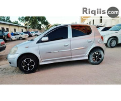 gaadhi iiba Toyota Vitz hargeisa car for sale - Image 1